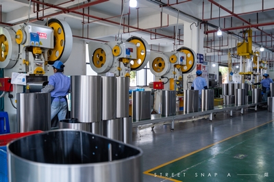 1693541295861752.jpg nEO_IMG_工業(yè)廠房?jī)?nèi)部.jpg